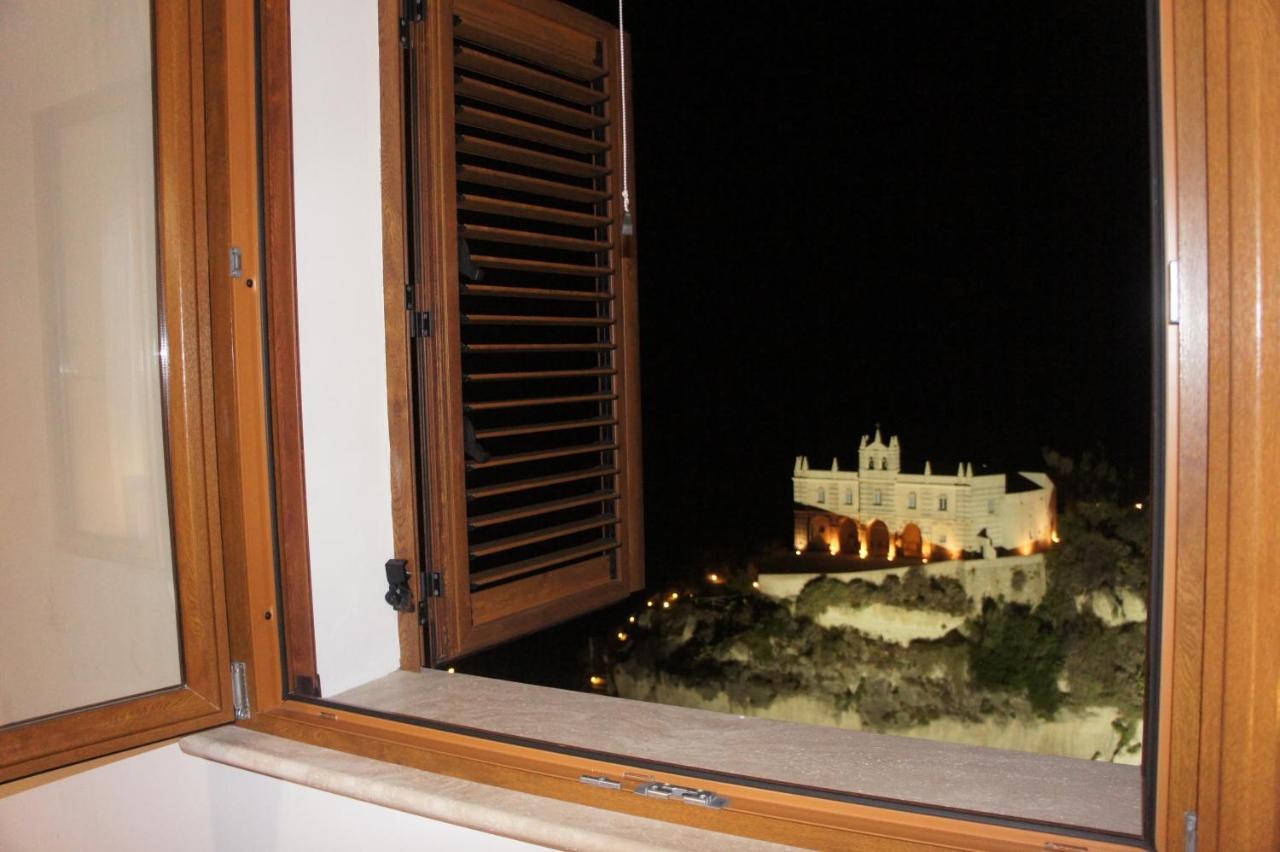 Bluemind Aparthotel Tropea Exterior photo