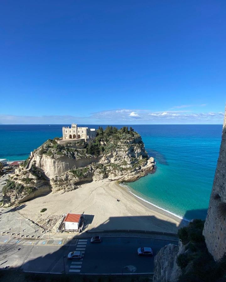 Bluemind Aparthotel Tropea Exterior photo