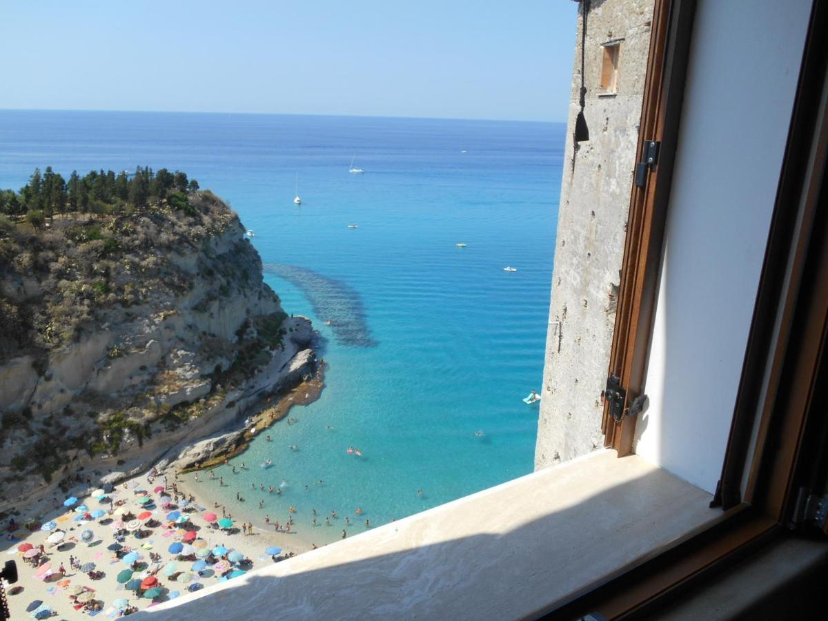 Bluemind Aparthotel Tropea Exterior photo